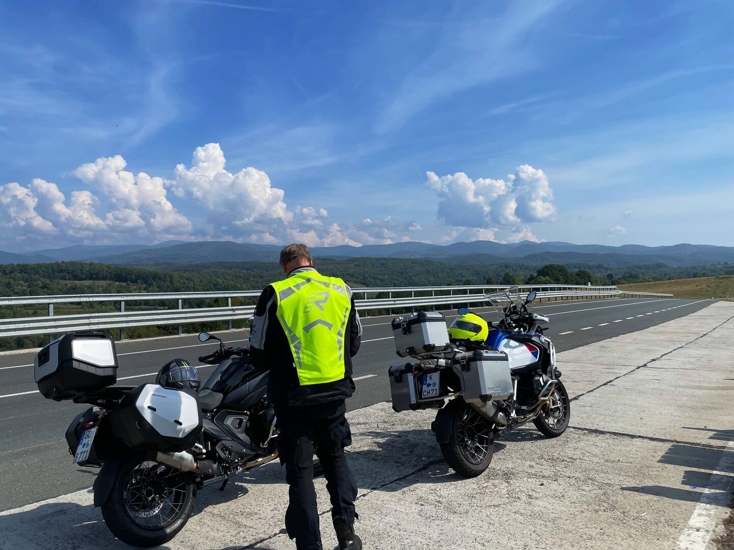 Zwischenstopp auf einer Hochstraße