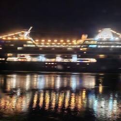 Kreuzfahrer um Mitternacht