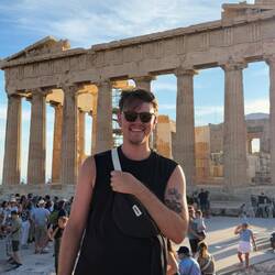 Encore pause devant le Parthénon