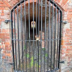 Prinz Albert Pier, eine Bahnlinie bis in die Burg hinein.