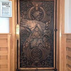 Die Tür zum stillen Örtchen stimmt uns ein auf die nächste Sehenswürdigkeit