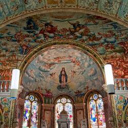 St. Mary's, Bairnsdale - frescoes