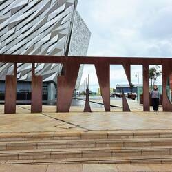 Ich bin das i Tüpfelchen