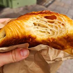 croissant au chocolat taith coffee 🤤🤤🤤😍😍