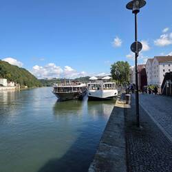 Other river boats on Passau.
