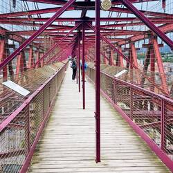 El puente más fotogénico de la ría bilbaína.