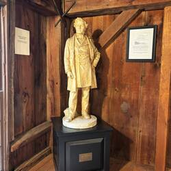 Franklin Pierce bust