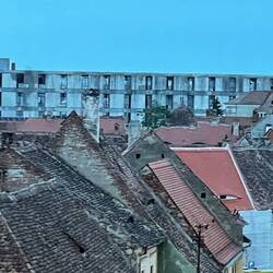 Herangezoomt: Hausruine