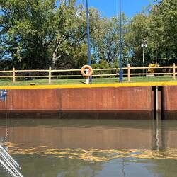 Two methods for securing in the lock. A weighted line, or a pole.