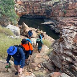 Hike to Bell Gorge
