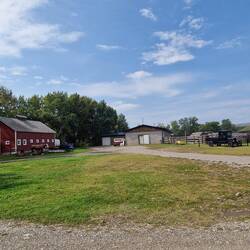 ....mit Gebäuden von damals....