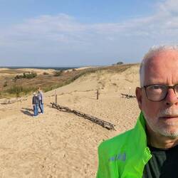 Michael hat die Dünen erklommen