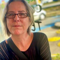 Karin "The Wheel": Ist die Herrin des Lenkrades — und dreht machmal auch dran
