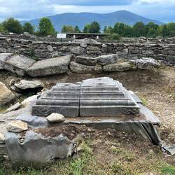 I postument od kolumnę