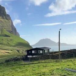 Video of the town and surrounding mountains