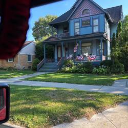 On the way through Bay City we saw many beautiful houses