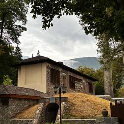 The palace. I wish I'd been able to take photos