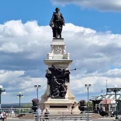 Monument Samuel-De Champlain