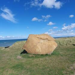 24,1 Tonnen schwer, gefunden bei Aushubarbeiten 100m von hier entfernt