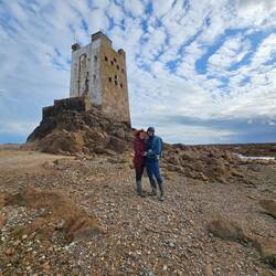 Vor dem Seymour-Tower
