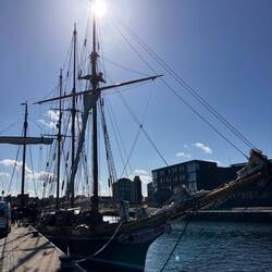Deutsches Jugendwerk besitzt 4 Windjammer für Segeltörns mit Jugendlichen ohne Struktur