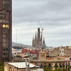 View the other side of the rooftop