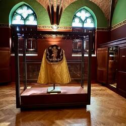 Mit Schatzkammern. Die Bischöfe hatten einen Reichtum wie Könige