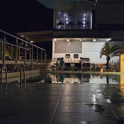Am Pool