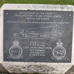 1940 nach der Bombardierung von Hamburg abgestürzt