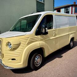 A very retro style Citroën van