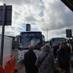 Ich war nicht die einzige, die nach Kilkenny wollte und der Bus wurde stetig voller