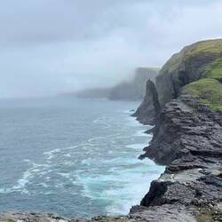Video of the lake over the ocean
