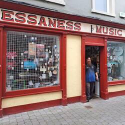 Hier bin ich schwach geworden...und hab mir eine Low Whistle gekauft