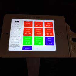 Auch die Kirche geht mit der Zeit....leider nur wenn es um Spenden geht