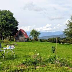 DS-Camping mit Blick auf den Triglav in Wolken