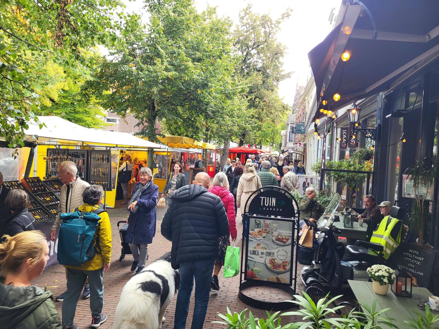 Markttreiben in Hoorn.