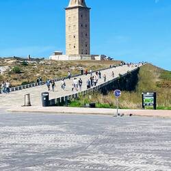 Lugar mágico con panorámicas al mar. Ideal para pasear y descubrir leyendas. Visita imprescindible e