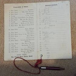 Eine Tanzkarte hatte ich noch nie gesehen, bisher nur davon gehört