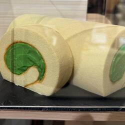 Special Matcha Rolled Cake