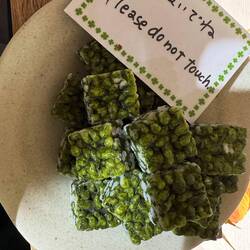 Special Matcha "Kaminari-Okoshi" Rice Puffs