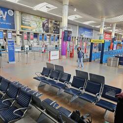 Flughafen um 09:40 Uhr