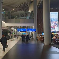 Von Gate F zu B in 30 min nicht möglich!