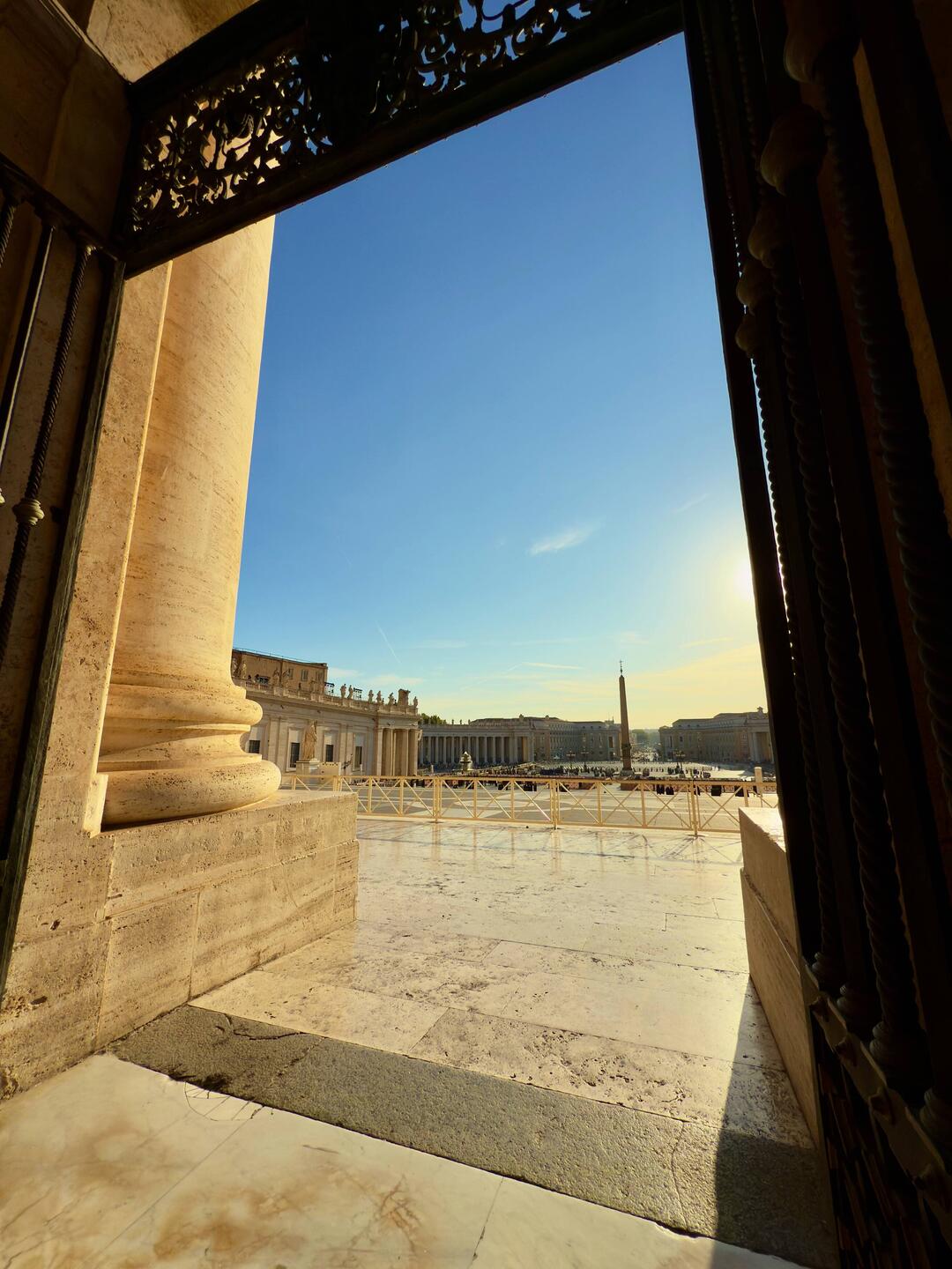Blick aus dem Petersdom