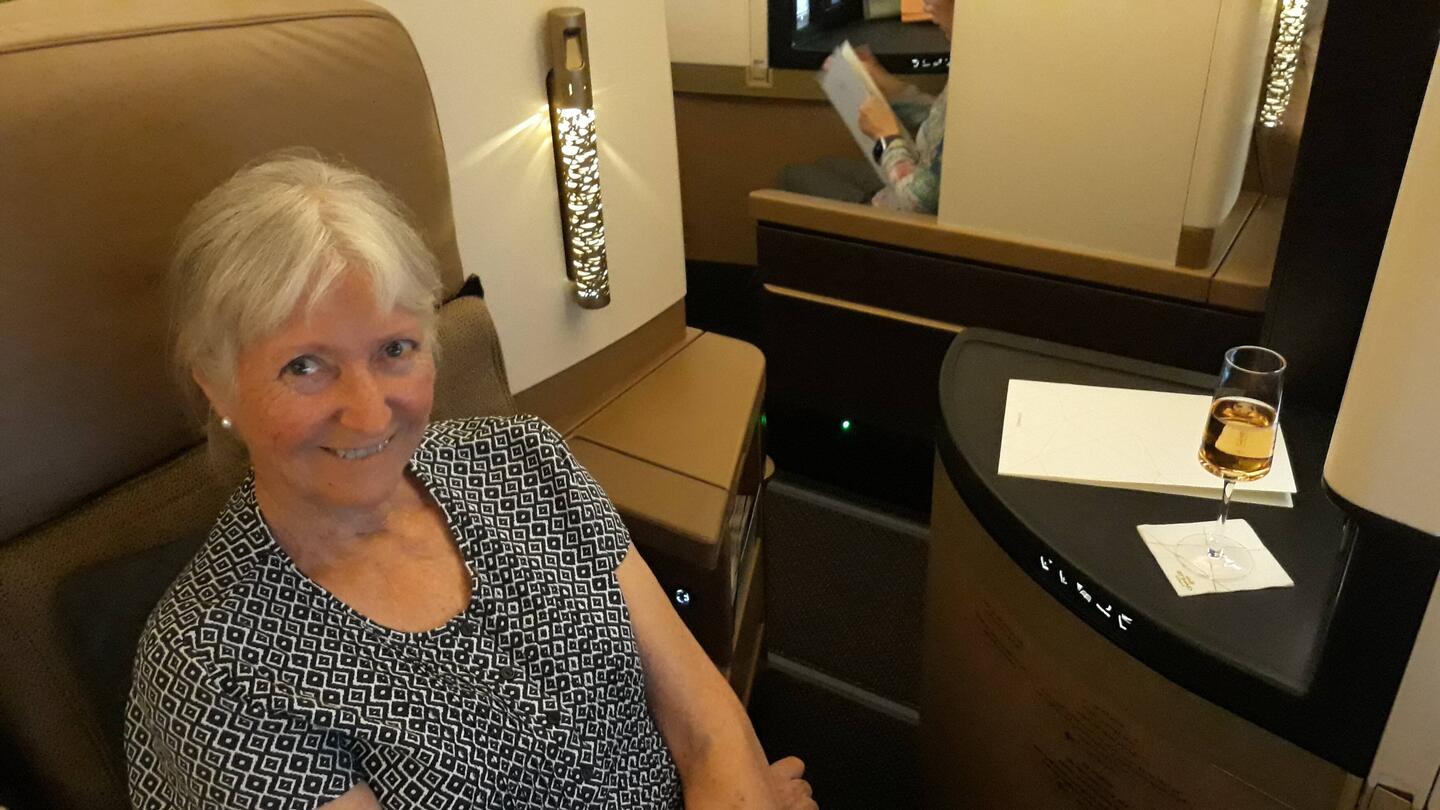 Ursula settles into her 'hutch'. Boeing 787.