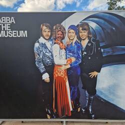 Note the replacement band member