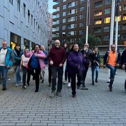 Final farewell to the tour group outside the hotel