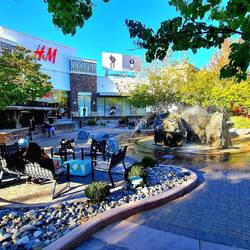 Das Outdoor Shopping Mall