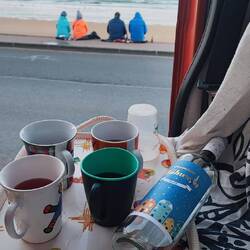 Traumhaft schön.....direkt am Meer geparkt