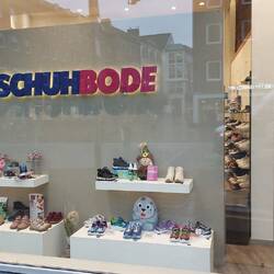 Kurz nochmal im Laden nach dem Rechten gesehen🤣 - und dann ging's los🥾