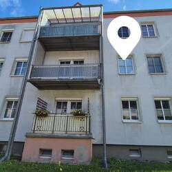 1.Wohnung, 2 Zi,Kü,Bad, 1979-1981. Der Balkon ist neu, war damals das Treppenhaus.